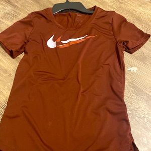 nike dri fit shirt size xs